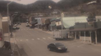 Weather camera view of Overland Hotel.