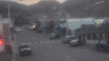 Weather camera view of Overland Hotel.