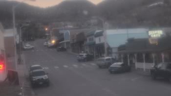 Weather camera view of Overland Hotel.