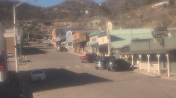Weather camera view of Overland Hotel.