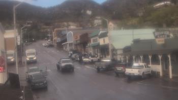Weather camera view of Overland Hotel.