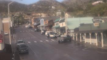 Weather camera view of Overland Hotel.