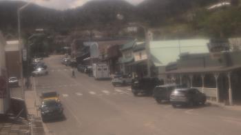 Weather camera view of Overland Hotel.
