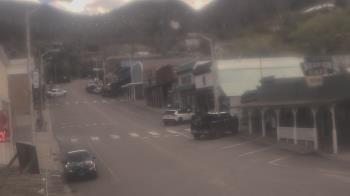 Weather camera view of Overland Hotel.