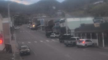 Weather camera view of Overland Hotel.