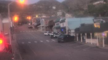 Weather camera view of Overland Hotel.