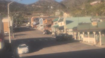 Weather camera view of Overland Hotel.