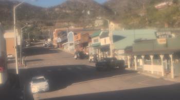 Weather camera view of Overland Hotel.