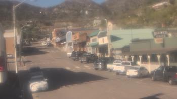 Weather camera view of Overland Hotel.