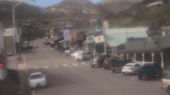 Weather camera view of Overland Hotel.