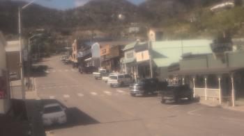 Weather camera view of Overland Hotel.