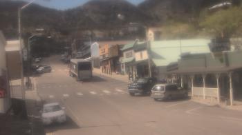 Weather camera view of Overland Hotel.
