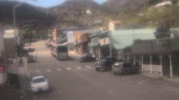 Weather camera view of Overland Hotel.