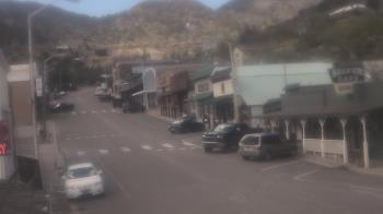 Weather camera view of Overland Hotel.