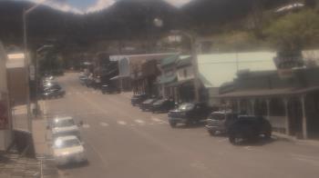 Weather camera view of Overland Hotel.