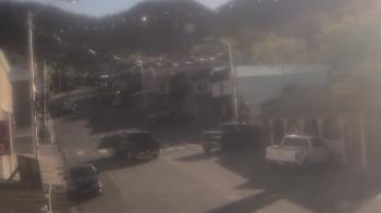 Weather camera view of Overland Hotel.