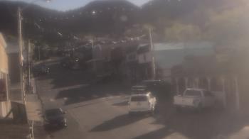 Weather camera view of Overland Hotel.