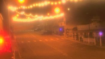 Weather camera view of Overland Hotel.