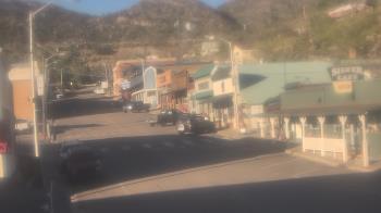 Weather camera view of Overland Hotel.