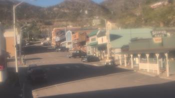 Weather camera view of Overland Hotel.