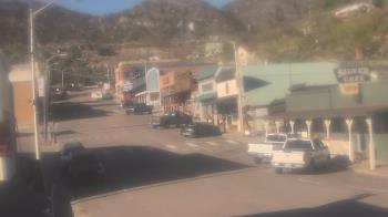 Weather camera view of Overland Hotel.