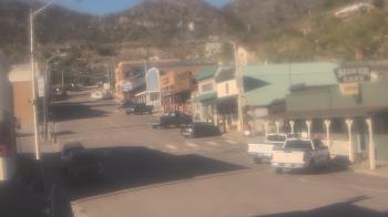 Weather camera view of Overland Hotel.