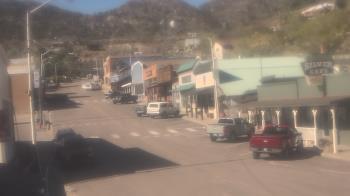 Weather camera view of Overland Hotel.