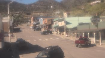 Weather camera view of Overland Hotel.