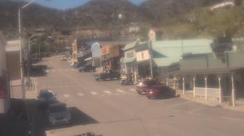 Weather camera view of Overland Hotel.
