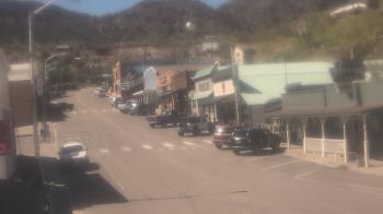 Weather camera view of Overland Hotel.