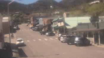 Weather camera view of Overland Hotel.