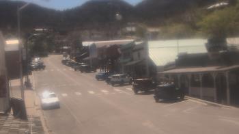 Weather camera view of Overland Hotel.