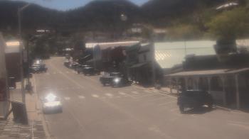 Weather camera view of Overland Hotel.