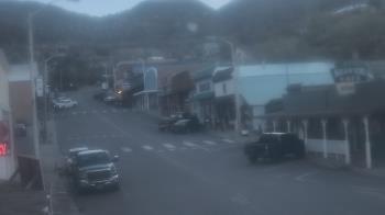 Weather camera view of Overland Hotel.