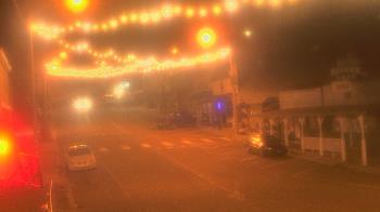 Weather camera view of Overland Hotel.