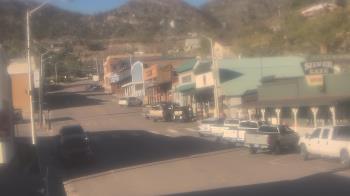 Weather camera view of Overland Hotel.