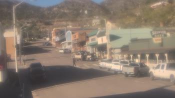 Weather camera view of Overland Hotel.