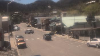 Weather camera view of Overland Hotel.