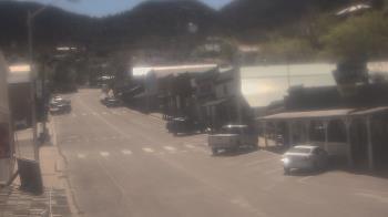 Weather camera view of Overland Hotel.