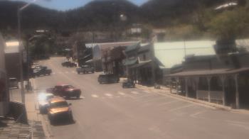 Weather camera view of Overland Hotel.