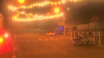 Weather camera view of Overland Hotel.