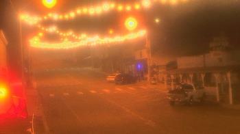 Weather camera view of Overland Hotel.