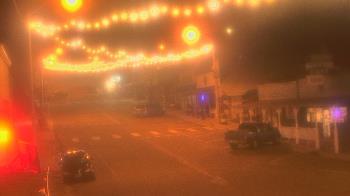 Weather camera view of Overland Hotel.