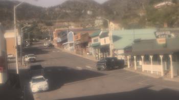 Weather camera view of Overland Hotel.