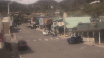 Weather camera view of Overland Hotel.
