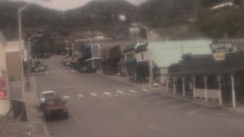 Weather camera view of Overland Hotel.