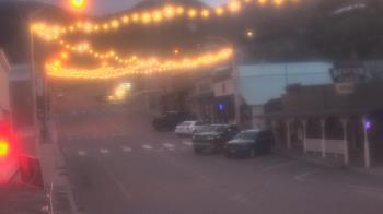 Weather camera view of Overland Hotel.