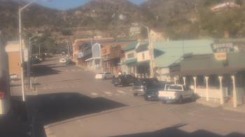 Weather camera view of Overland Hotel.