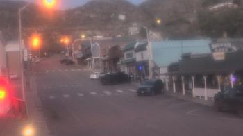 Weather camera view of Overland Hotel.