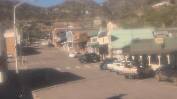 Weather camera view of Overland Hotel.